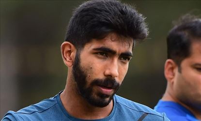 ভারতীয় শিবিরে জোর ধাক্কা, ছিটকে গেলেন বুমরা